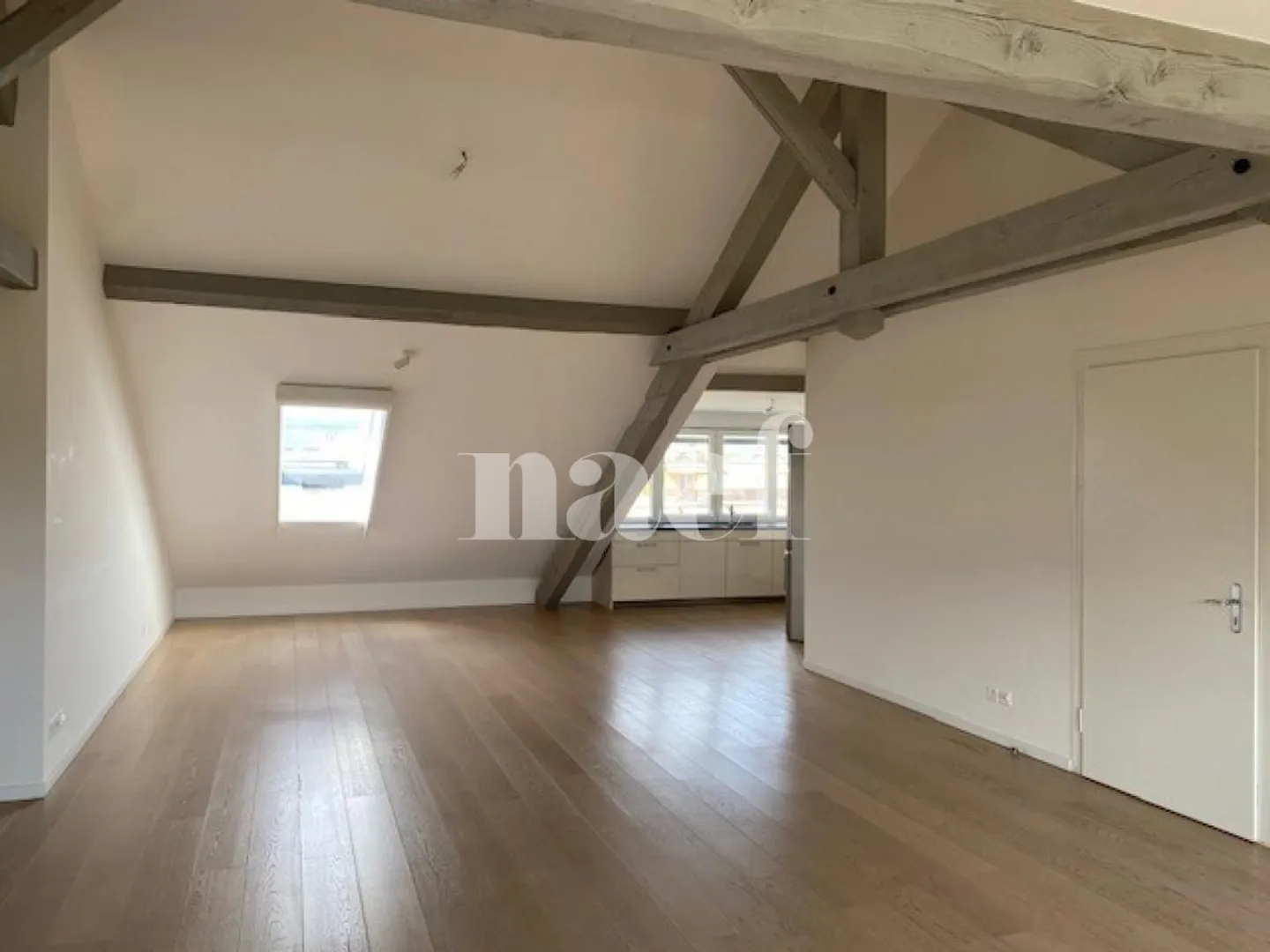 Magnificent penthouse apartment - Photo 3 of 8