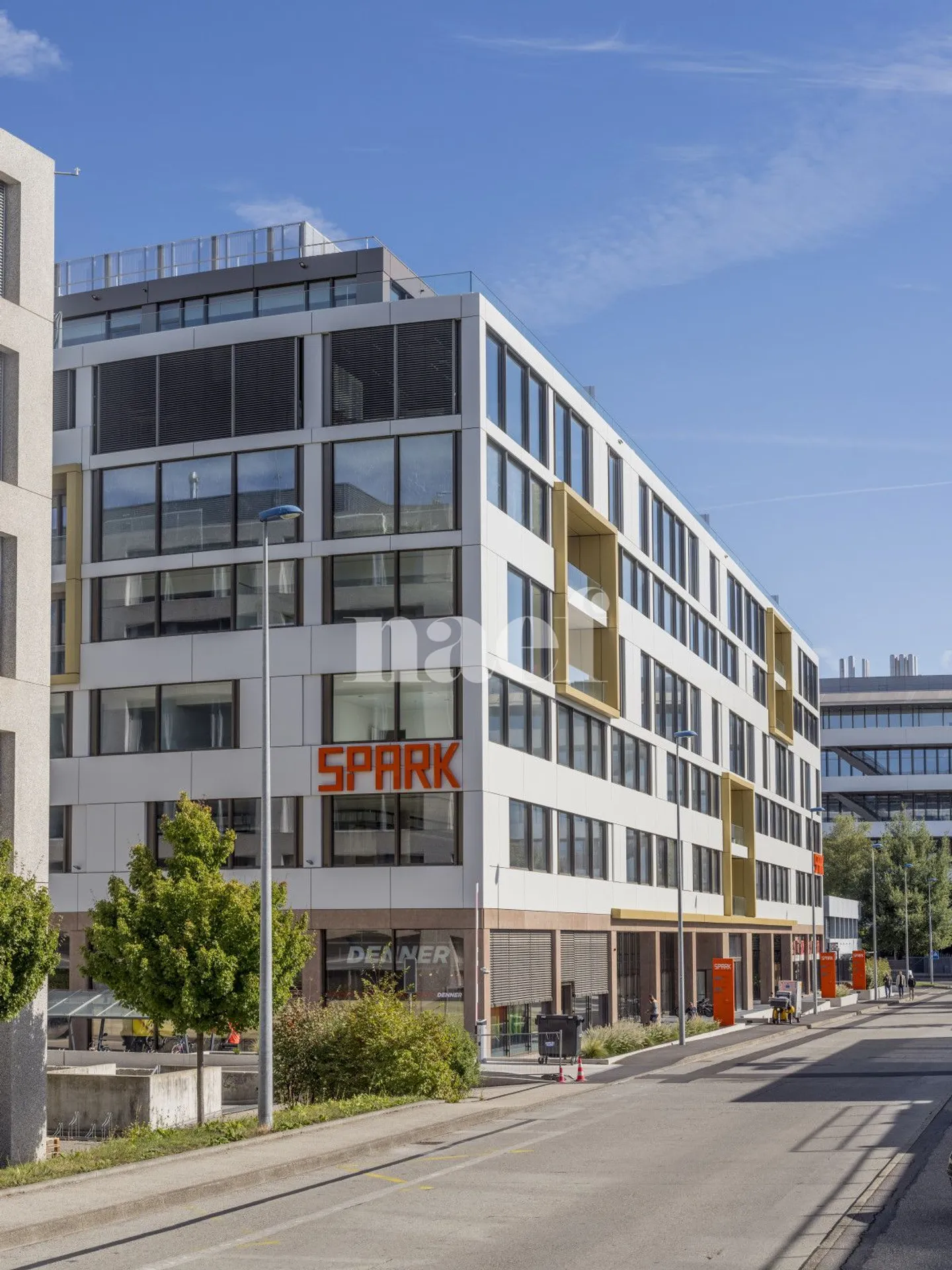 Surface industrielle au rez-de-chaussée d'env 623 m2 à à louer - Photo 1 sur 6