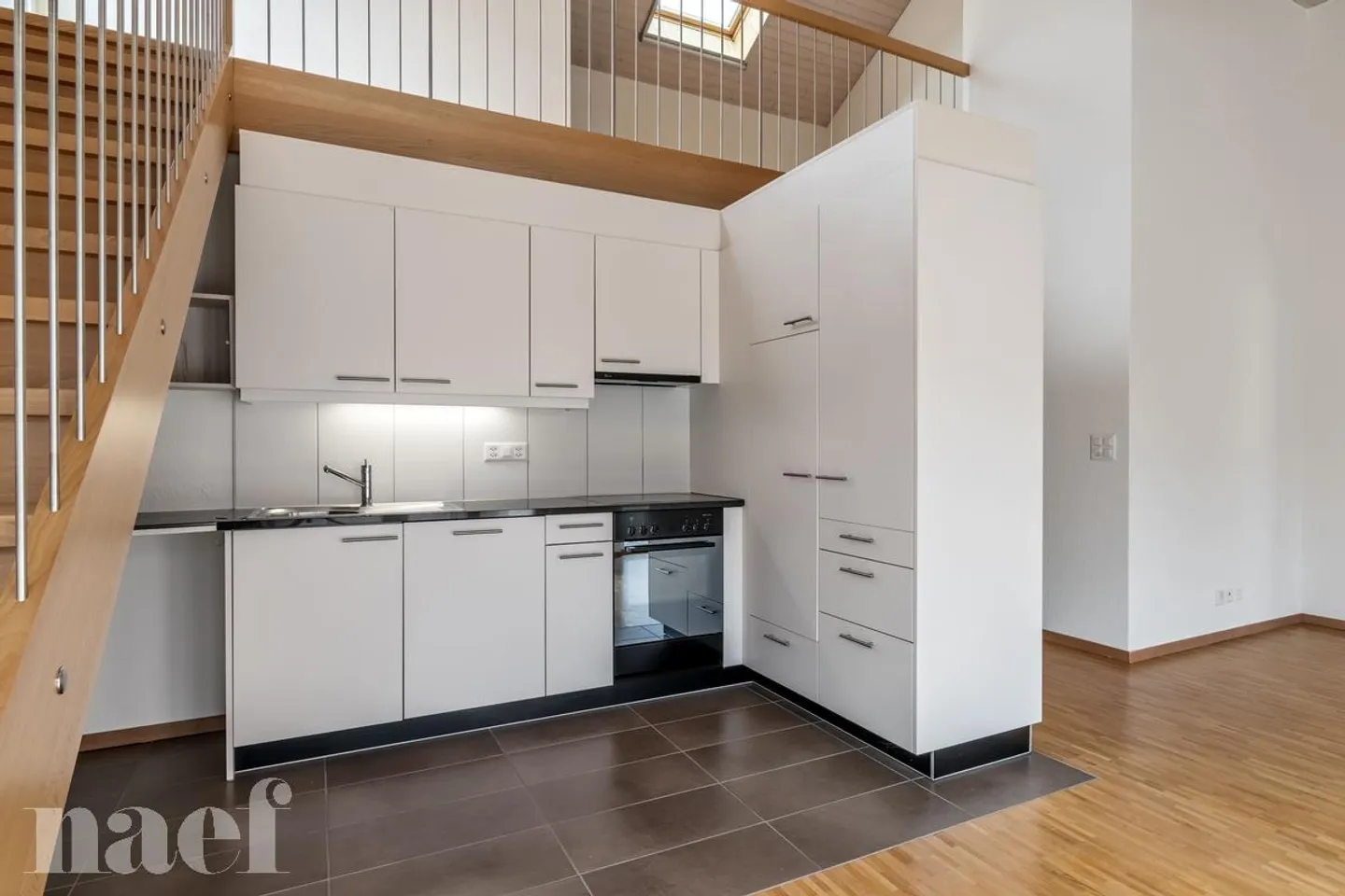 Dans quartier familial - Appartement de 2.5 pièces au deuxième étage - Foto 3 von 6