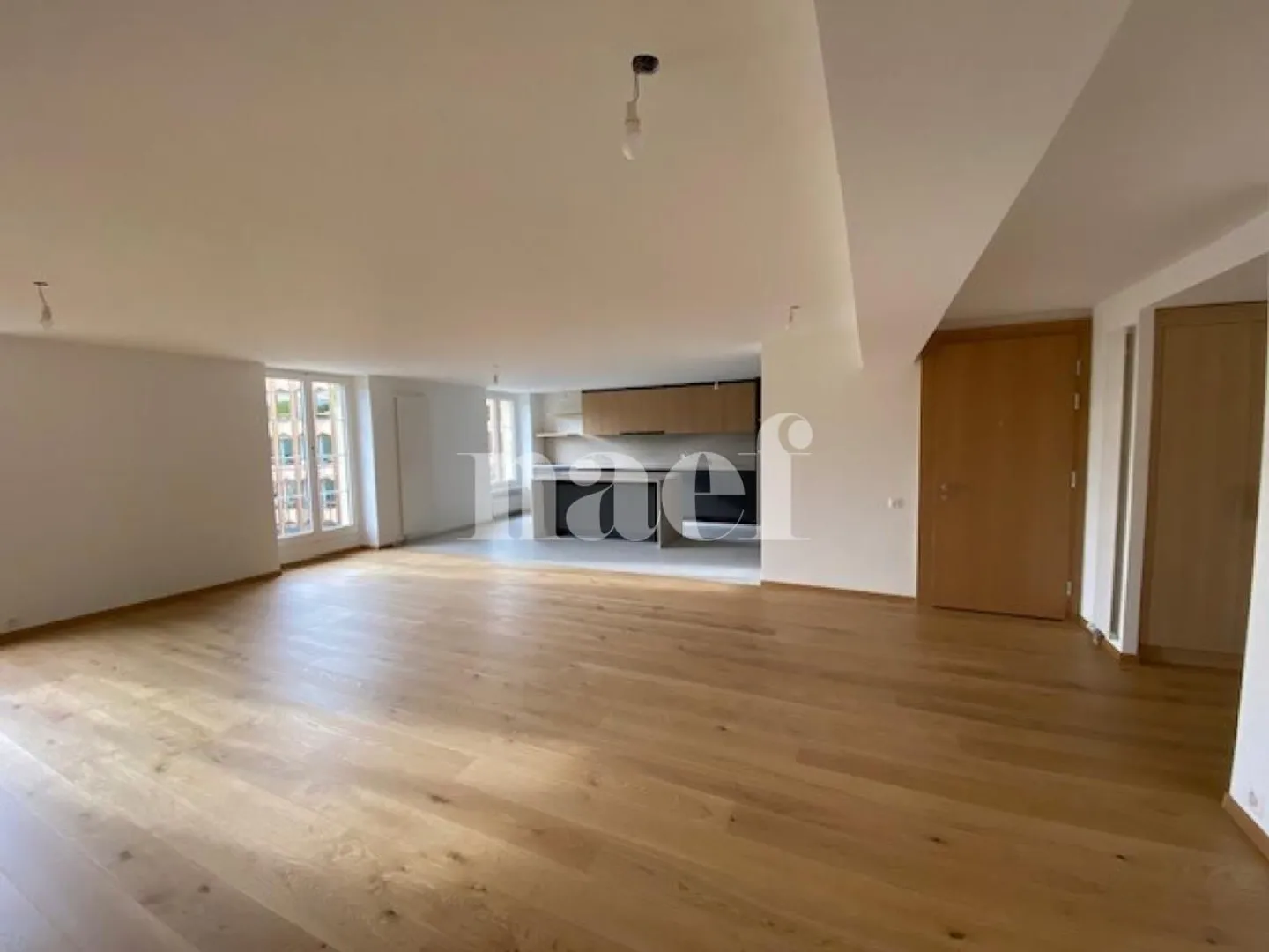 Superbo appartamento di lusso completamente ristrutturato - Foto 2 di 11