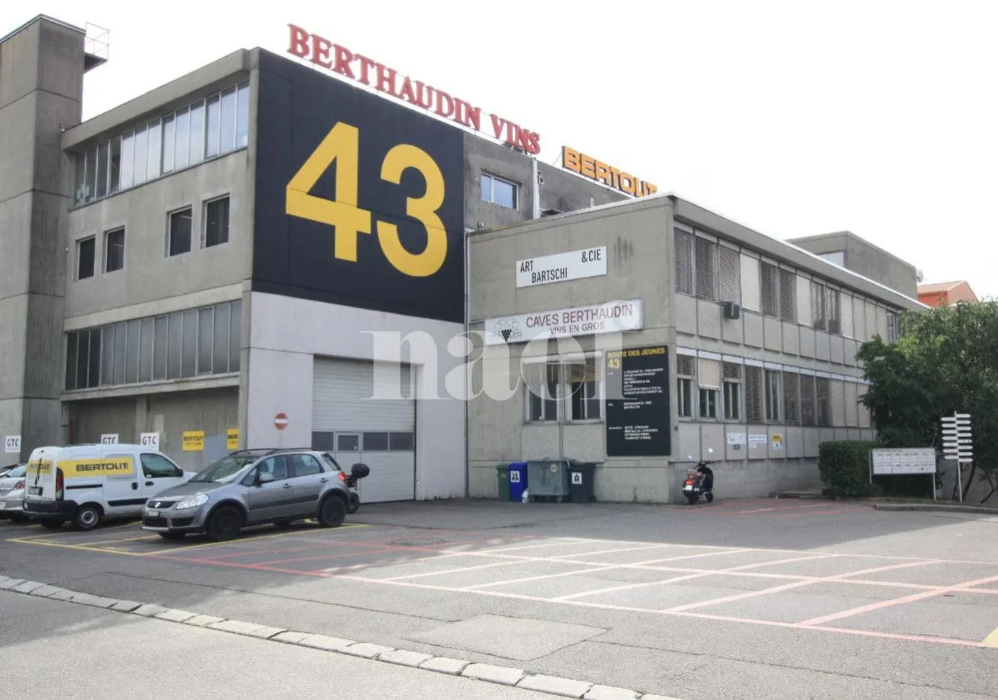 Acacias - Surface industrielle d'env. 400m² - Photo 1 sur 5