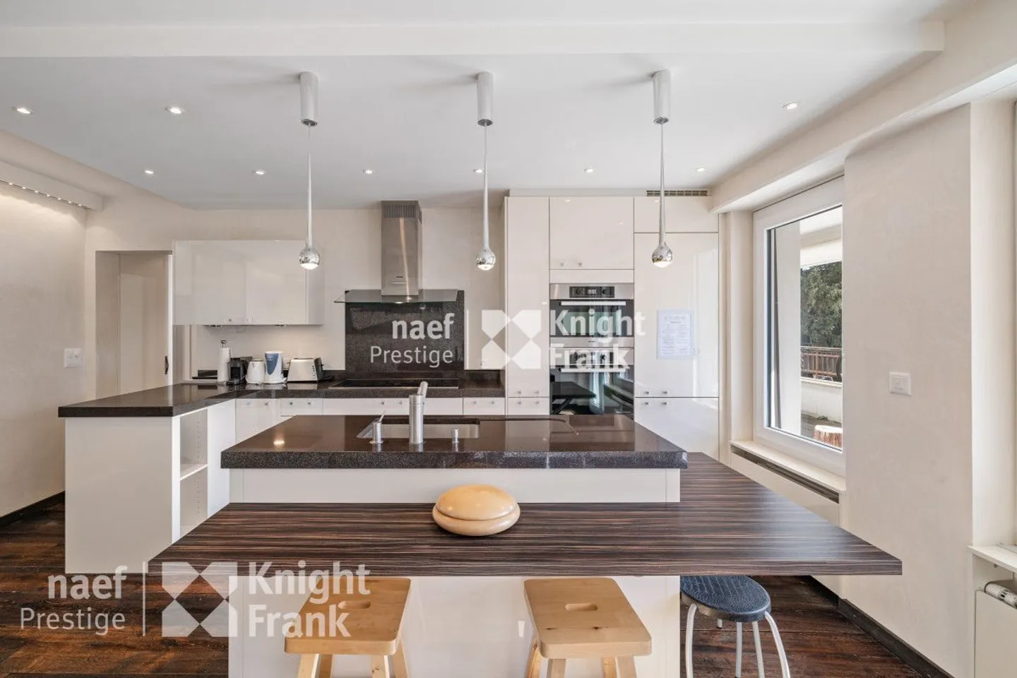 Apartment for rent in Crans-Montana - Photo 8 of 10