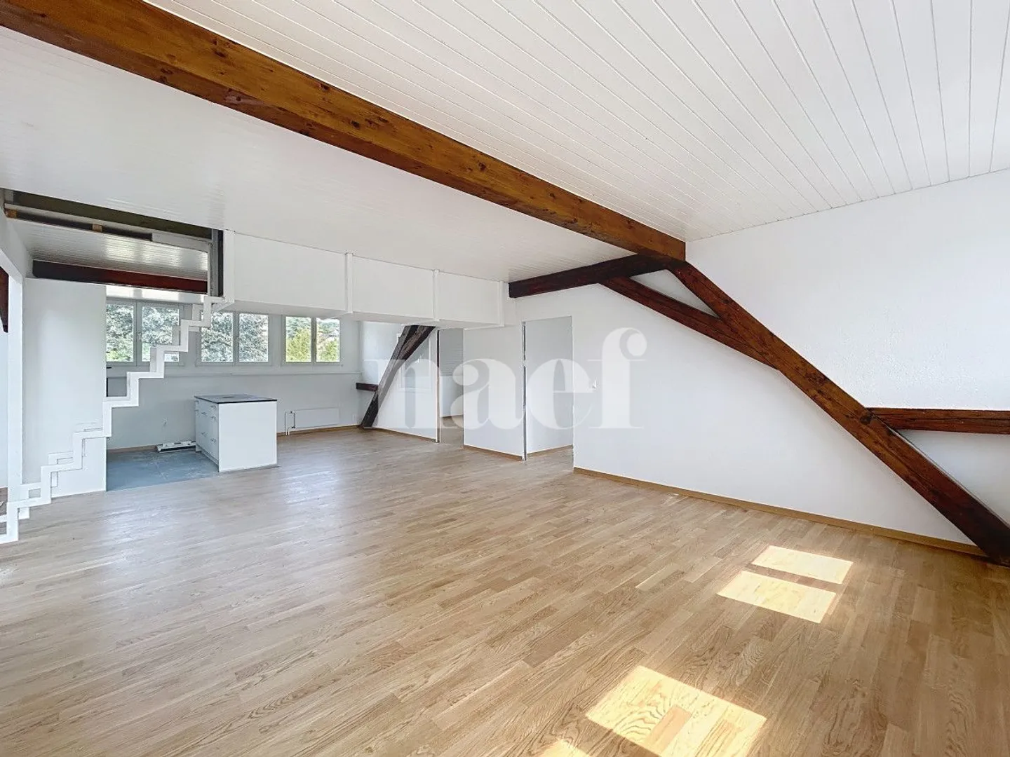 Coup de coeur - appartement de 4 pièces - Photo 3 sur 13