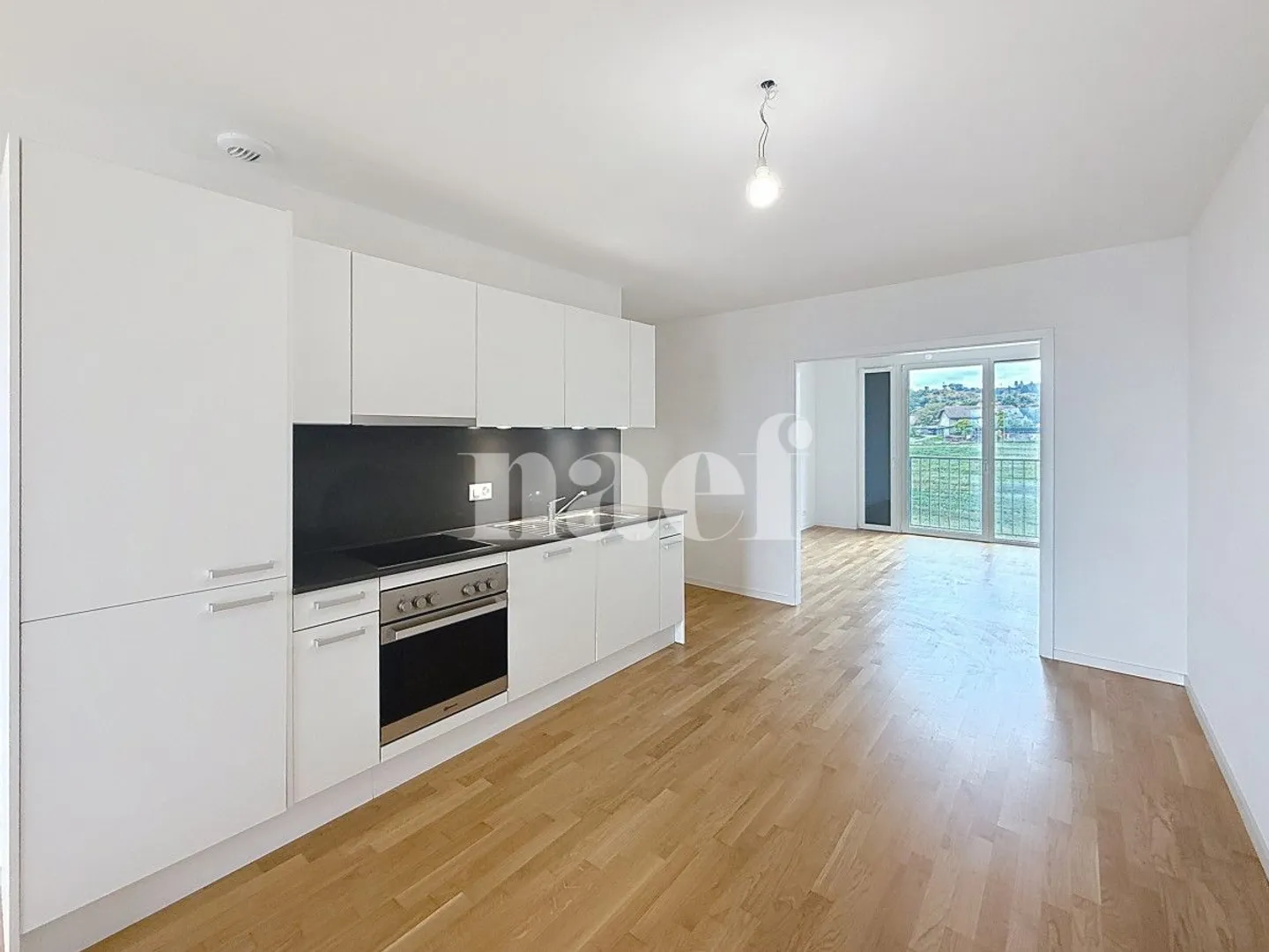 Apartment - Photo 4 of 7