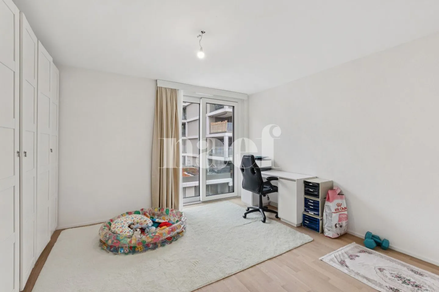 Spacious Apartment in the Heart of Bellavista - Photo 7 of 12