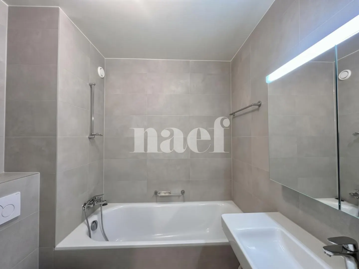 4-room apartment with indoor parking in Champel - Photo 6 of 13