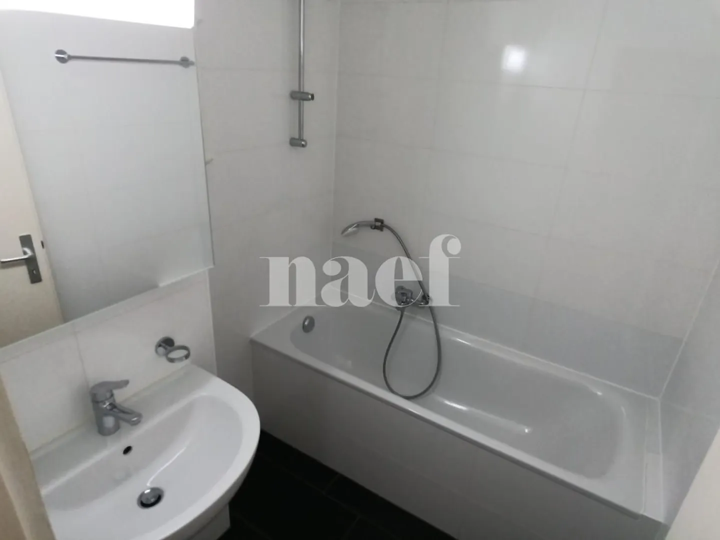 5-Zimmer-Wohnung - Foto 7 von 8