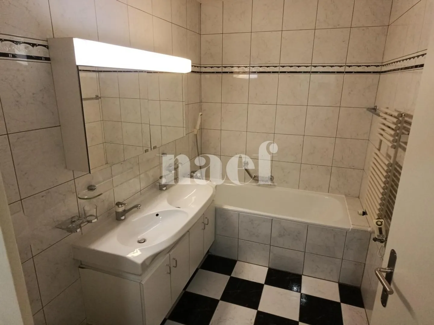 Grand Appartement avec Balcon - Photo 7 sur 9