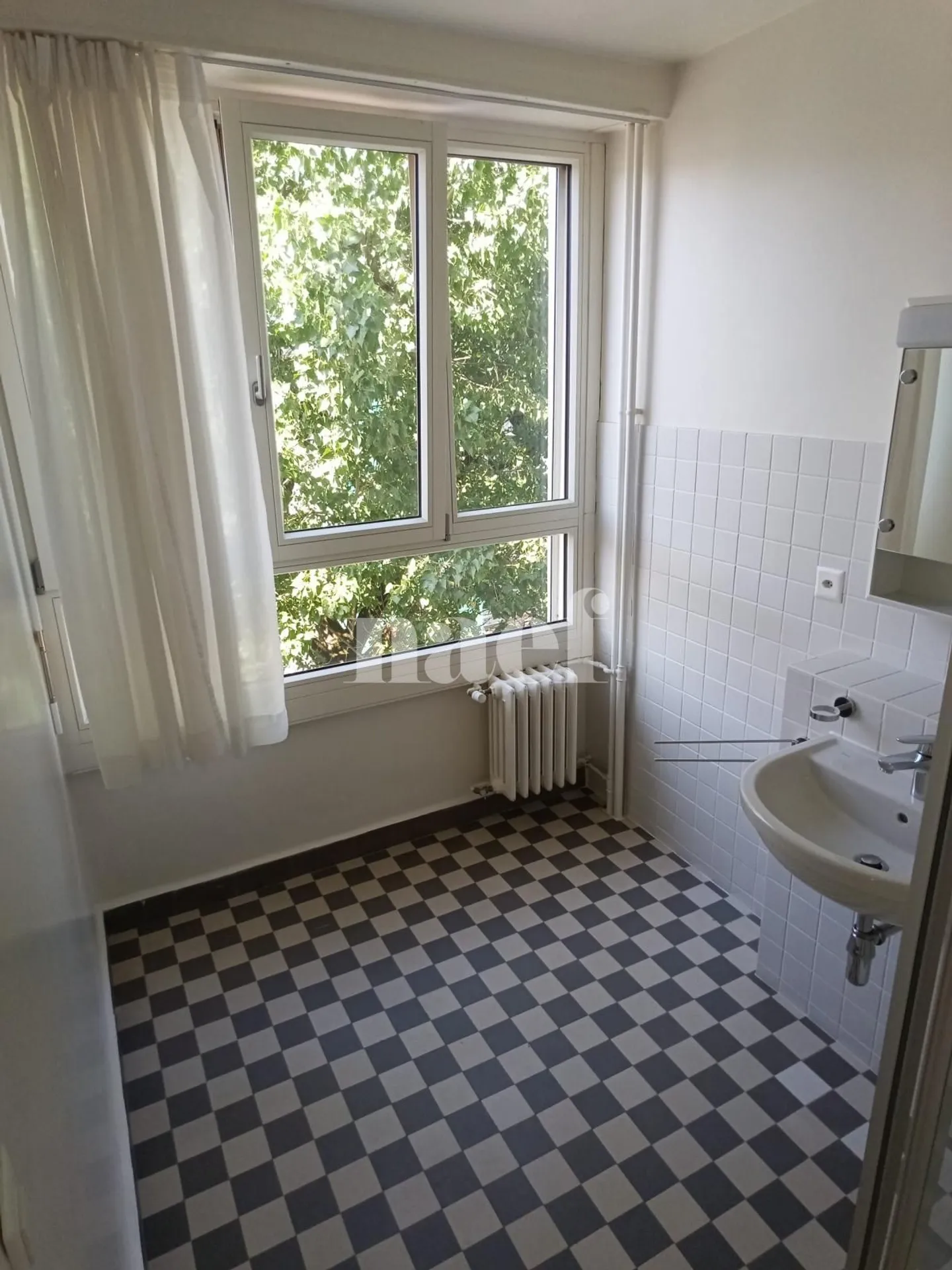 Beautiful 4.5-room apartment with balcony - Photo 7 of 9