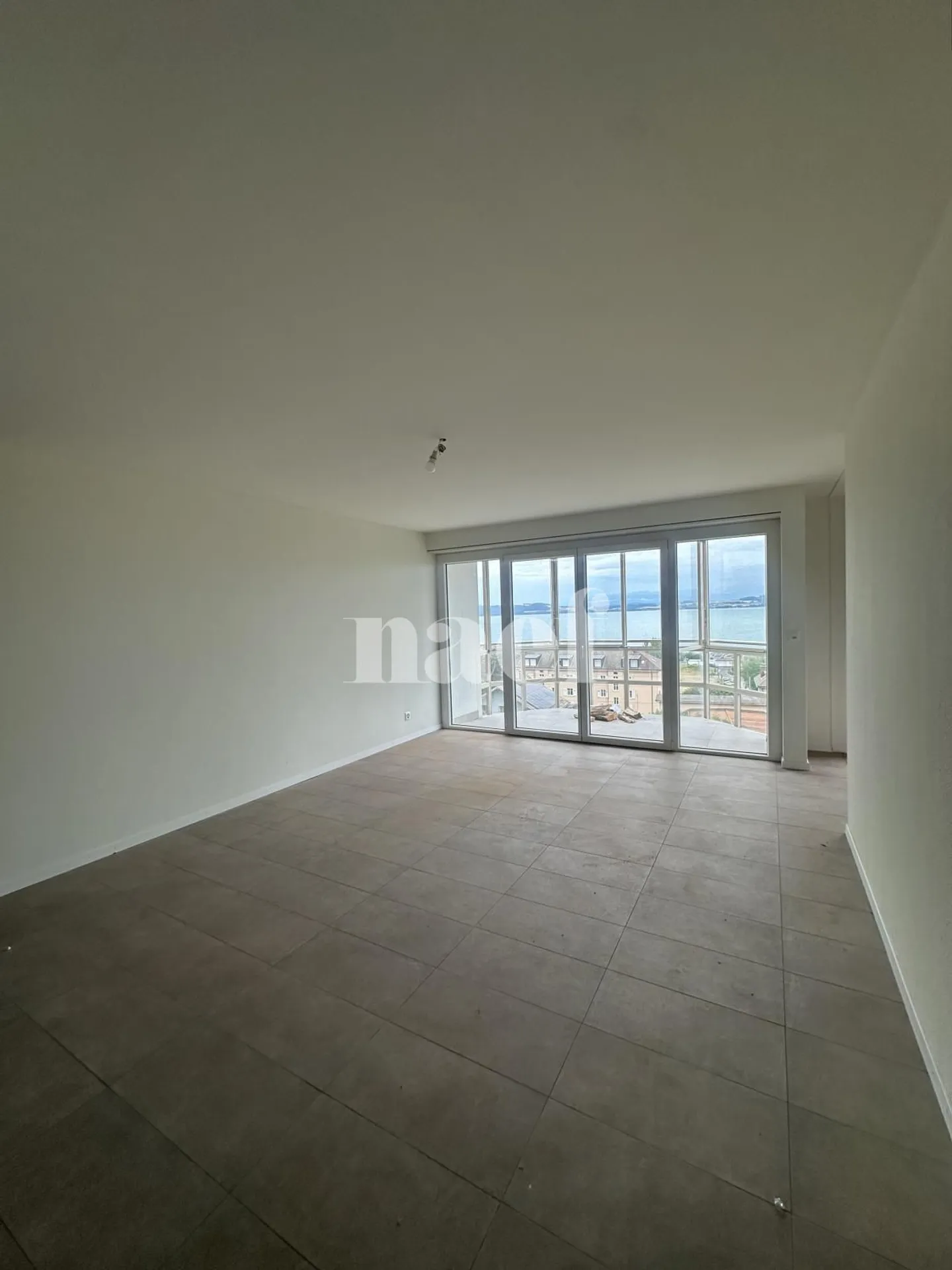 Renovated Apartment with Lake View - Photo 4 of 10
