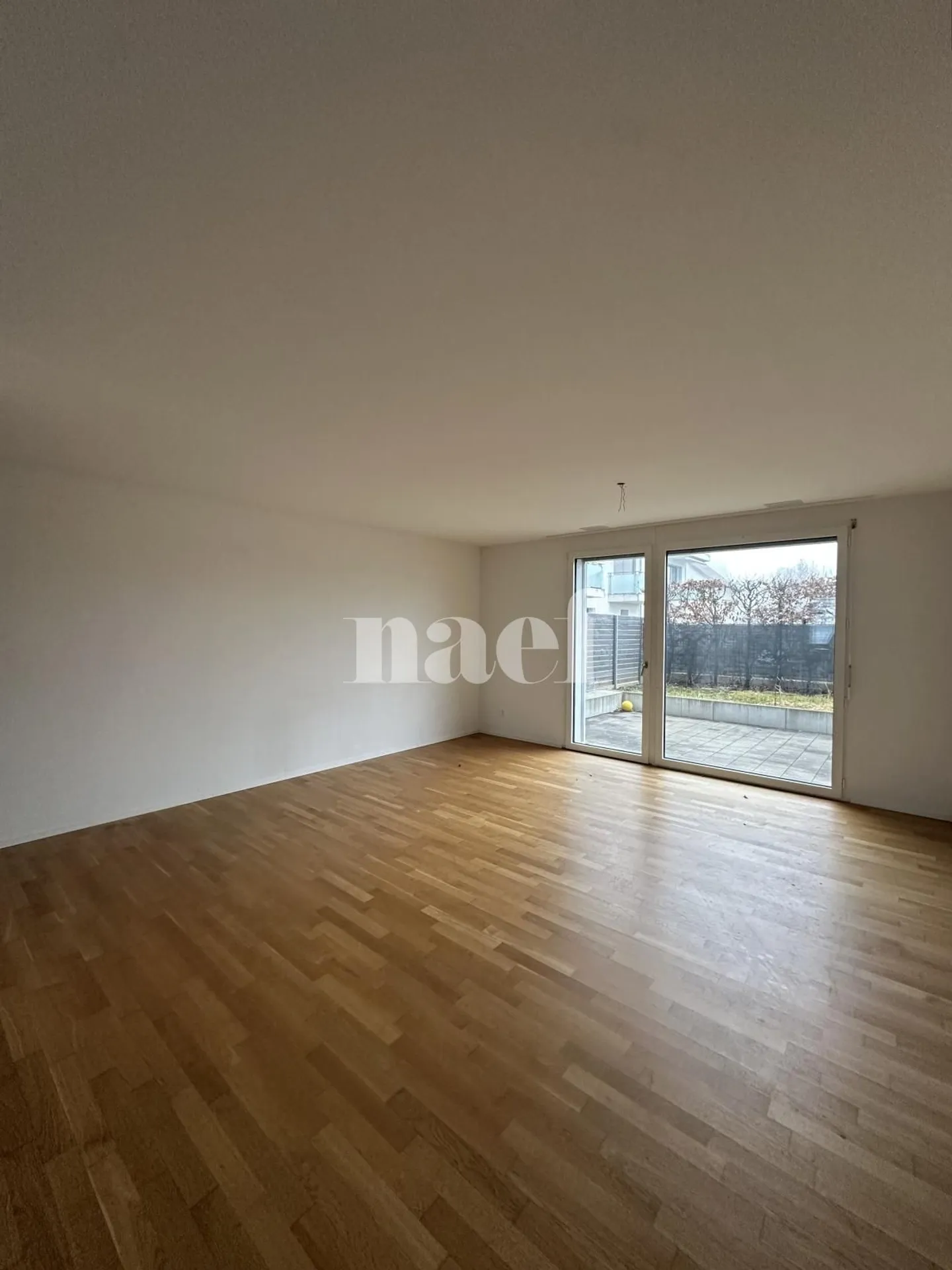 Appartement 3.5 pièces au rez-de-chaussée - Foto 1 di 6