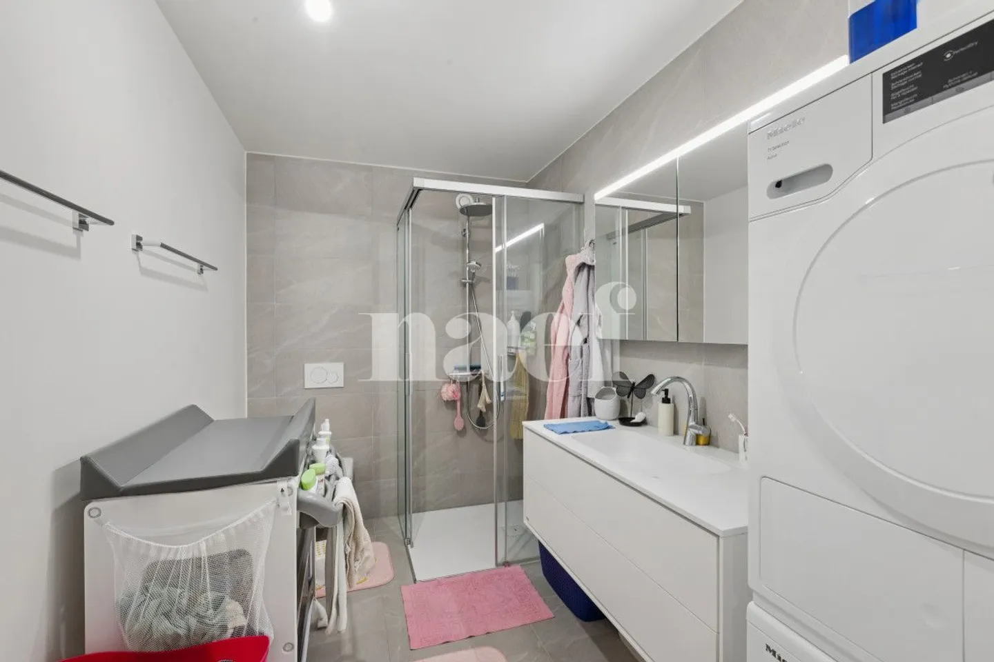 Spacious Apartment in the Heart of Bellavista - Photo 12 of 12