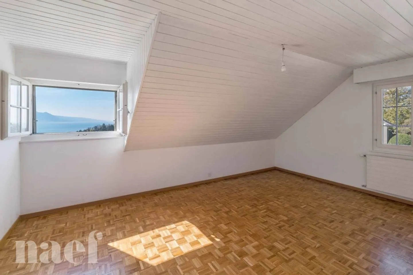 Casa di 200 m2 con giardino e vista sul lago - Foto 10 di 13