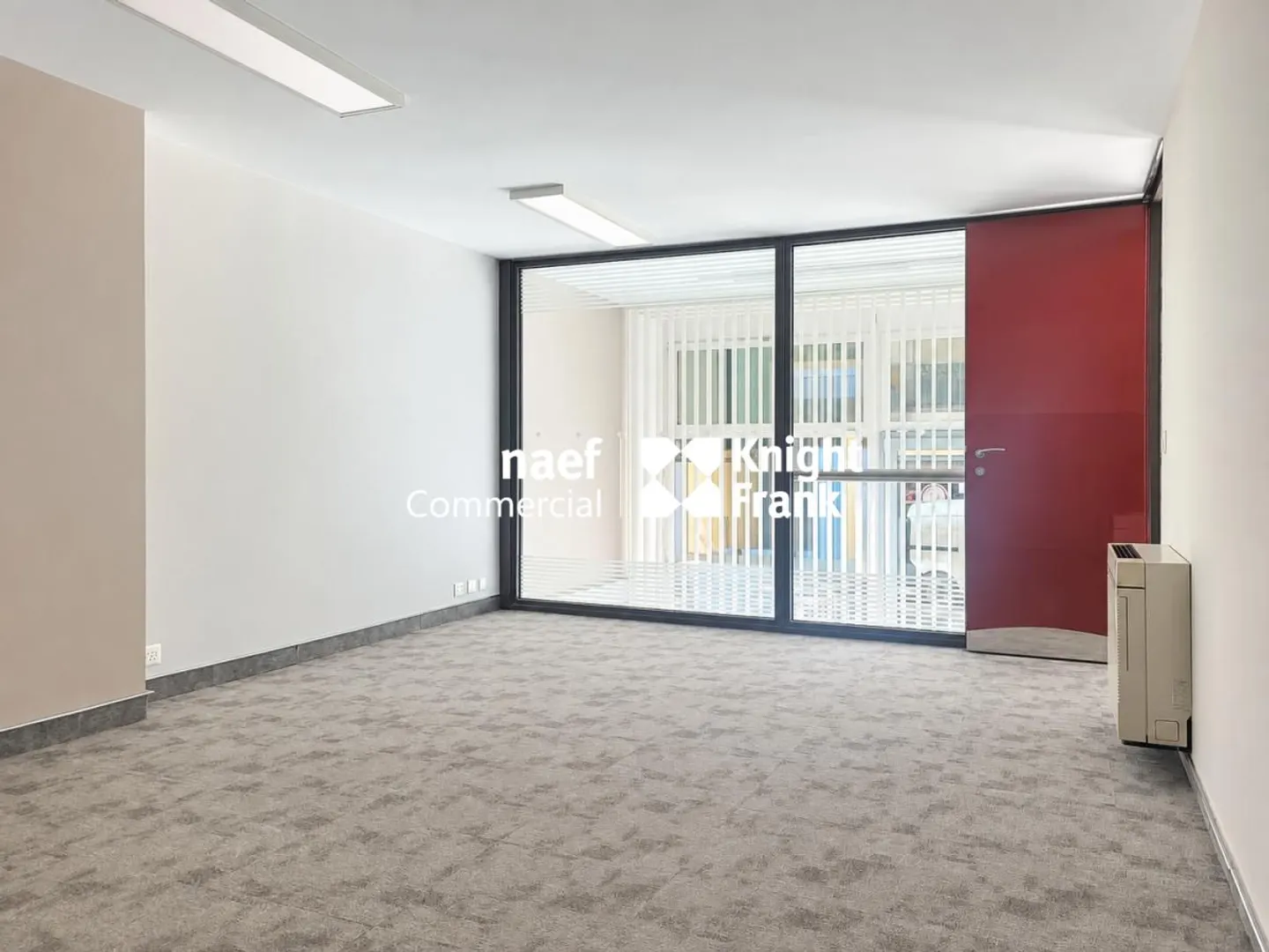 Zu vermieten - Renovierte Büros von ca. 238m2 im Herzen von Eaux-Vives - Foto 2 von 9