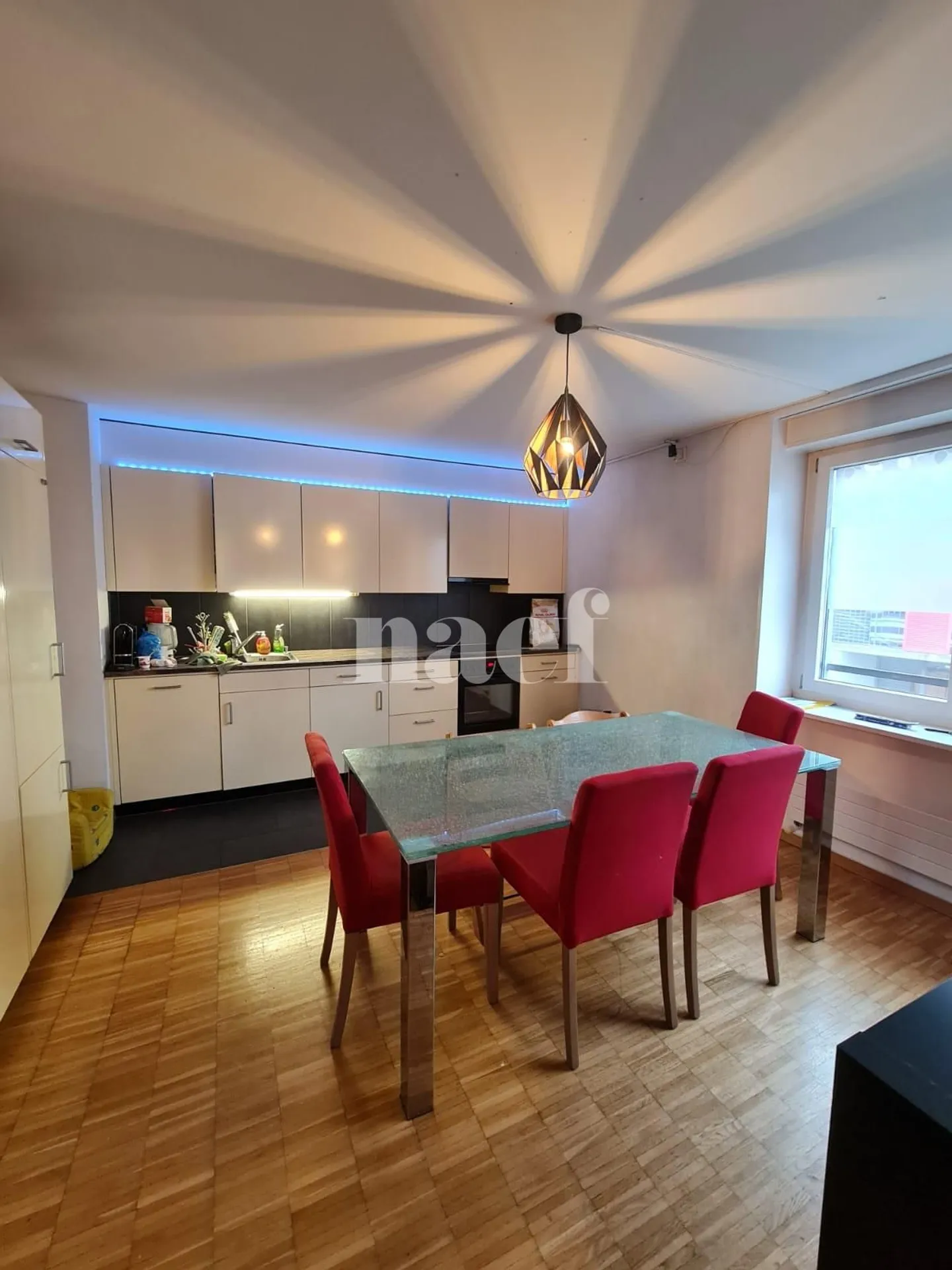 Appartement de 4.5 pièces au 1er étage - Photo 5 of 8