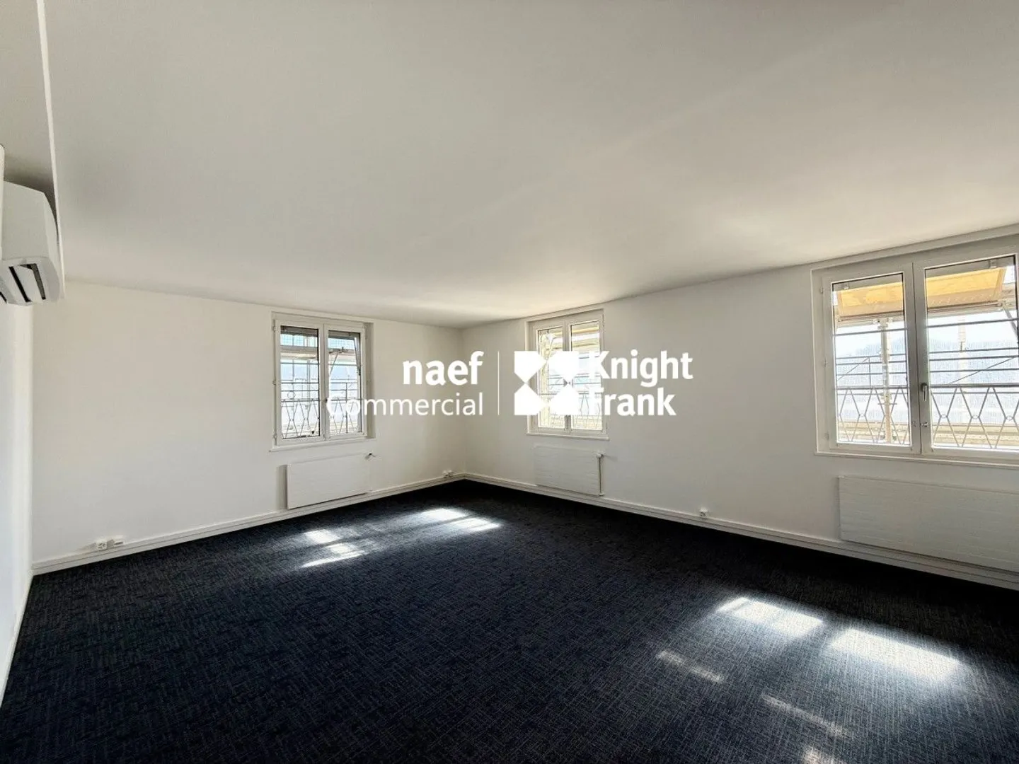 Ufficio Eccezionale di 240m² - Rue du Rhône - Foto 5 di 12