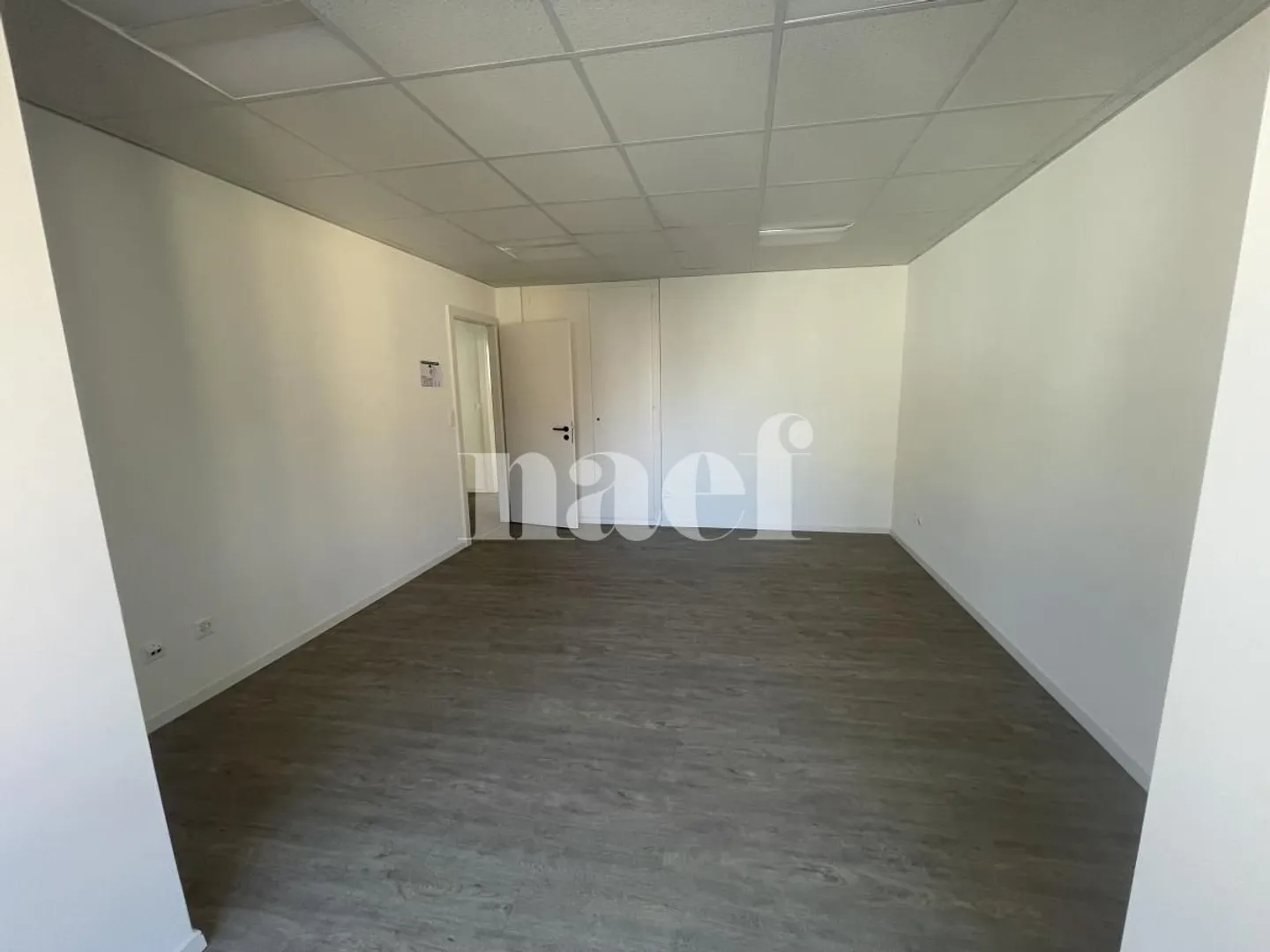 Office Space in Central Nyon - Photo 6 of 7