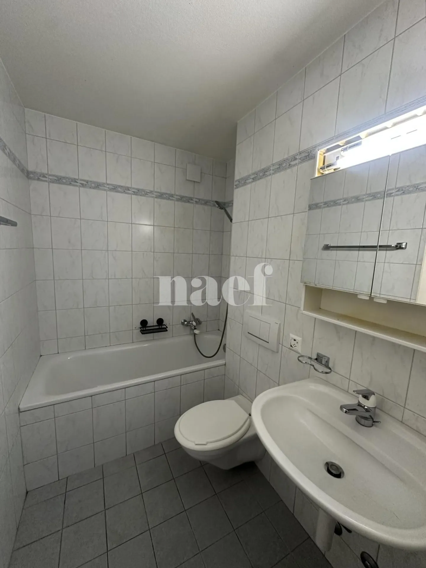 2-room apartment - Photo 4 of 4