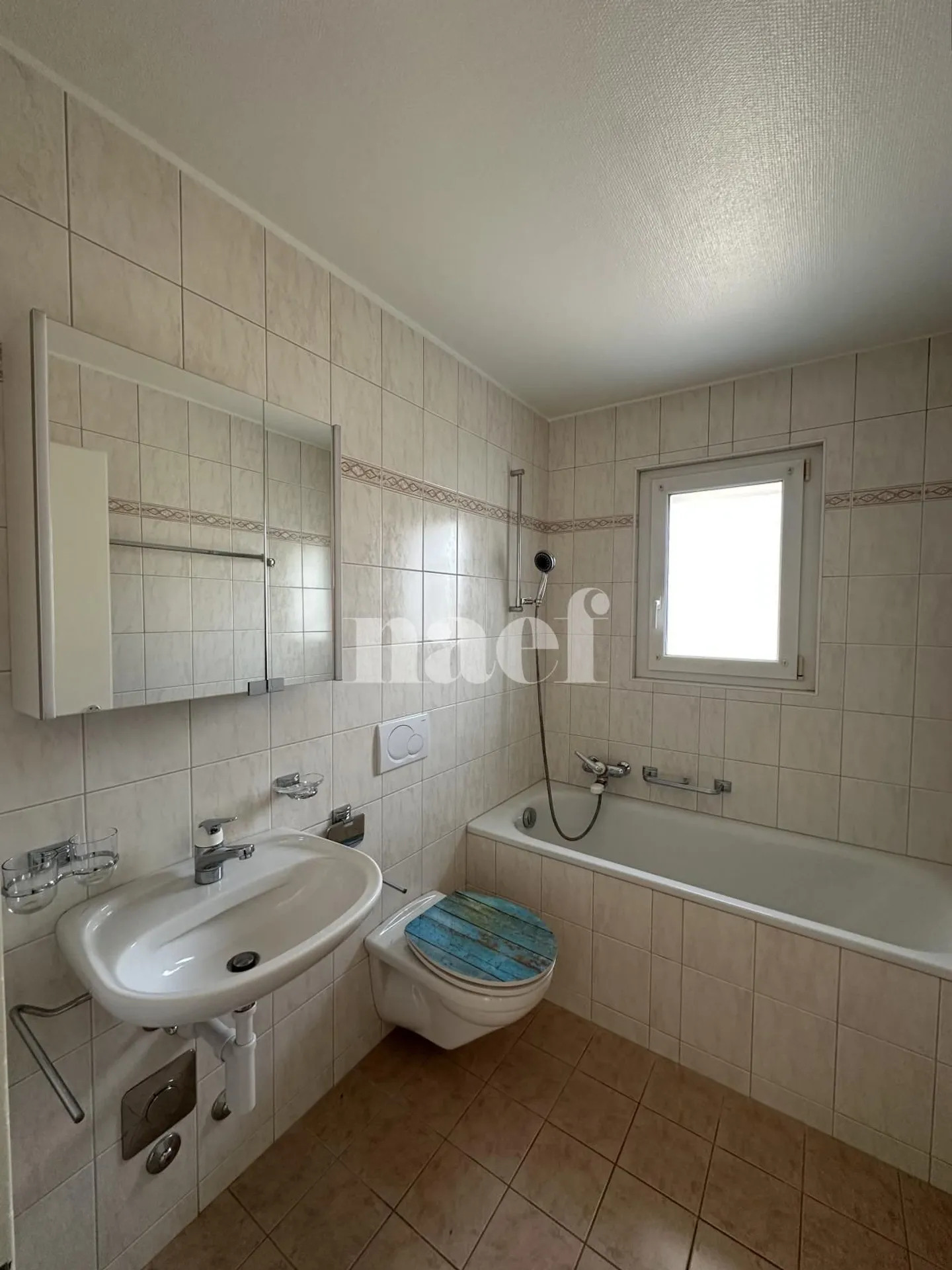 Apartment - Photo 6 of 6