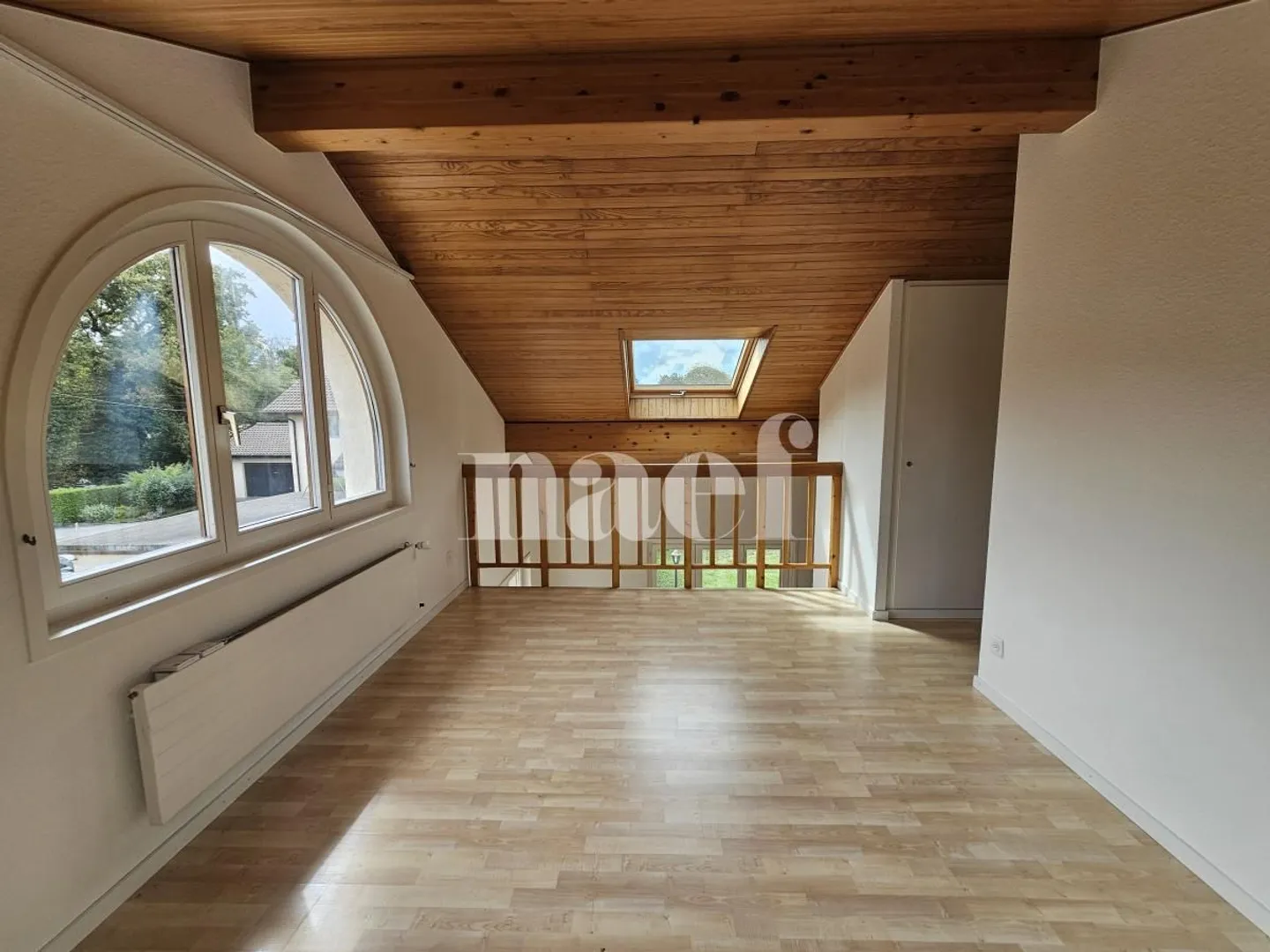 Charming 4.5 room semi-detached house in Aïre with garden and terrace - Photo 6 of 8