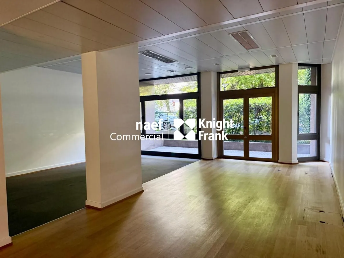Modern Office Space in Geneva - Photo 2 of 9
