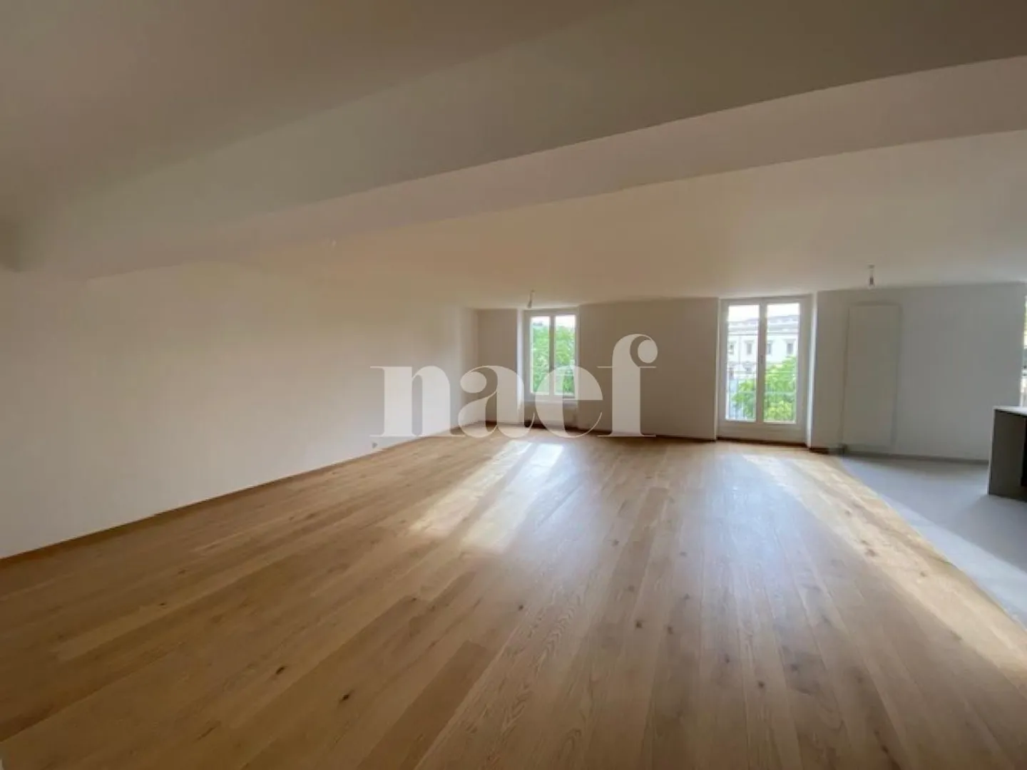 Superbo appartamento di lusso completamente ristrutturato - Foto 4 di 11