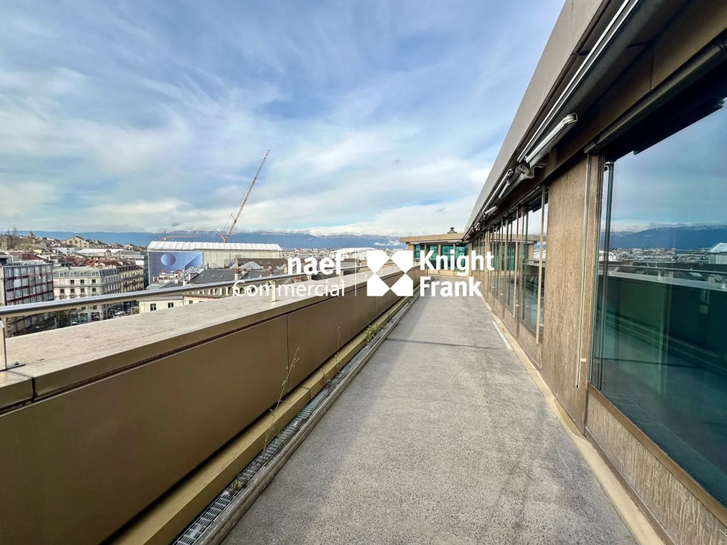 Bureaux d'exception d'env 273m2 en attique avec terrasse - Photo 4 sur 9