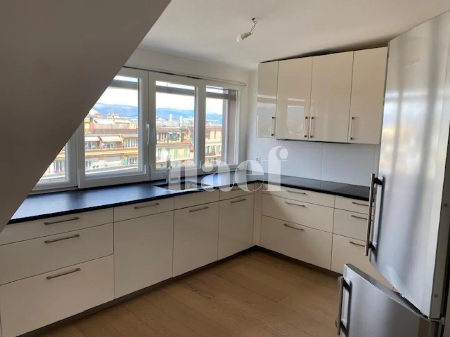 Magnificent penthouse apartment - Photo 2 of 8