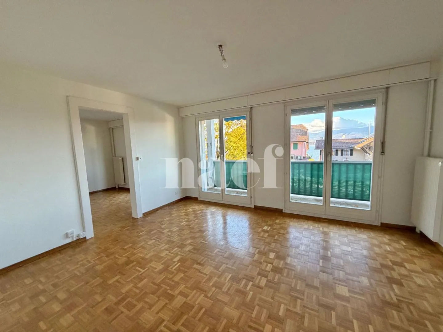 Bel appartement avec balcon côté lac - Photo 1 sur 5