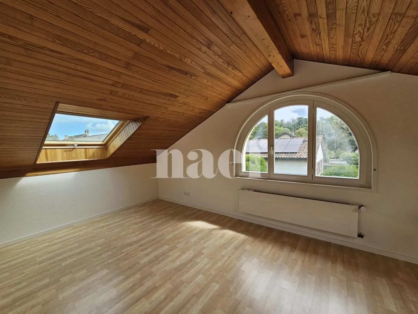 Charming 4.5 room semi-detached house in Aïre with garden and terrace - Photo 5 of 8