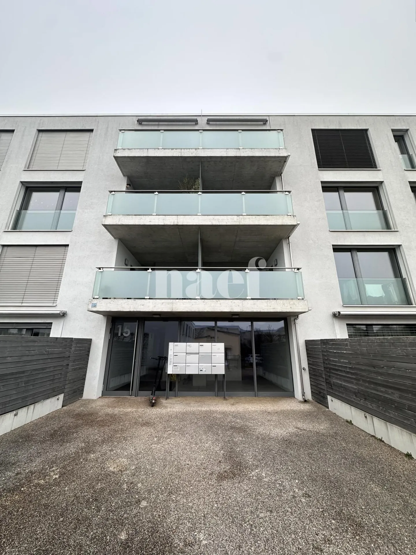 Appartement 5.5 pièces avec balcon - Foto 1 di 10