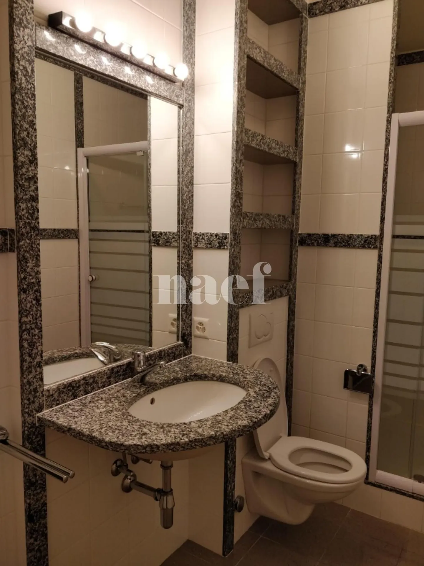 Appartement au rez-de-chaussée - Photo 6 sur 6