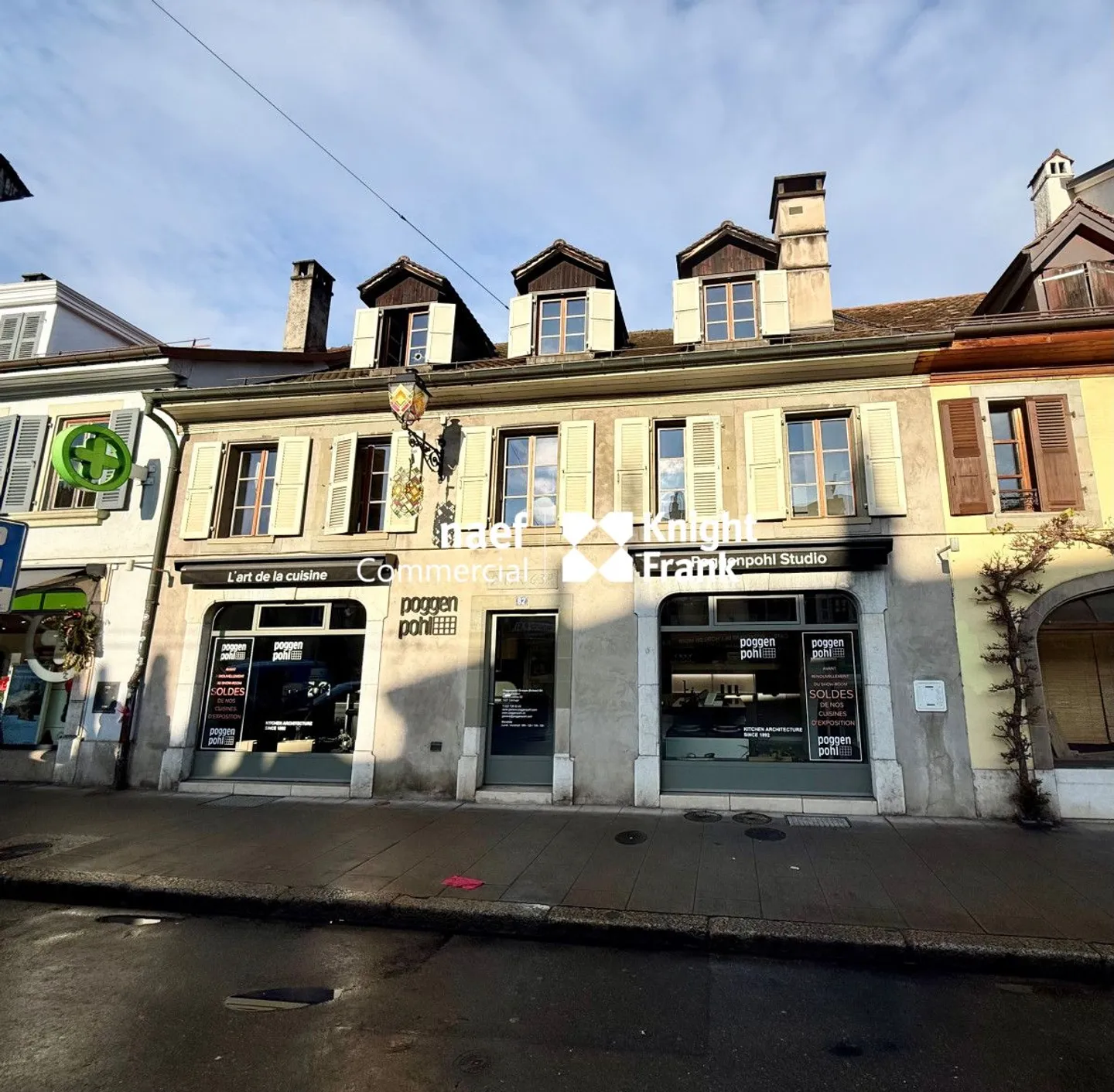 Magnifica arcade su 3 livelli con uffici - Carouge - Foto 1 di 7
