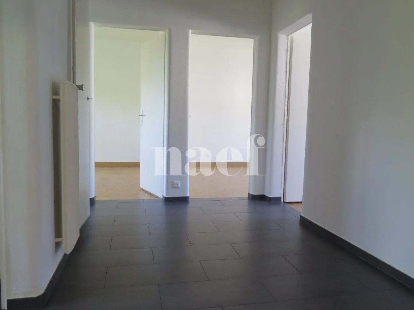 Appartement rénové de 4 pièces avec grand balcon - Photo 7 of 9