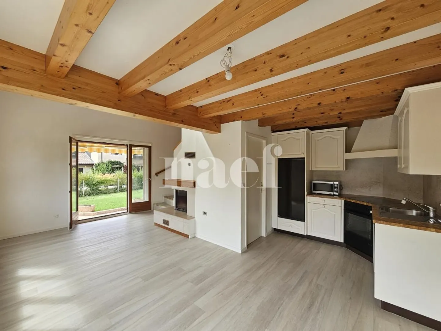 Charming 4.5 room semi-detached house in Aïre with garden and terrace - Photo 1 of 8