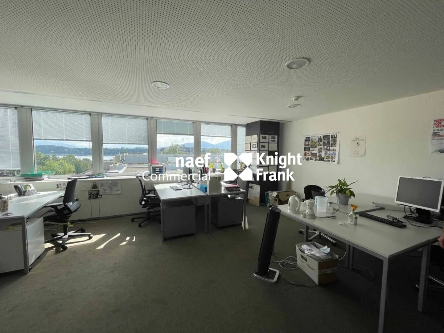 Rue de Lausanne - Bureaux de 1280 m² - Photo 4 sur 11