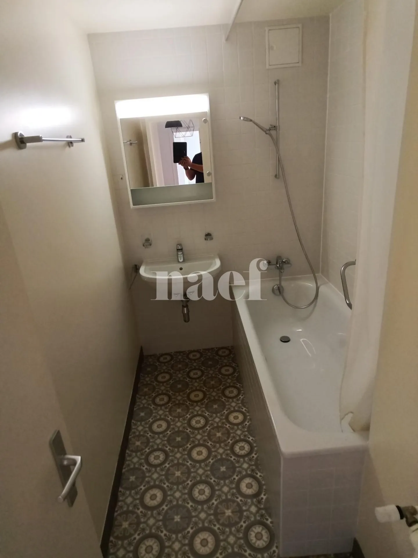 Beautiful 4.5-room apartment with balcony - Photo 8 of 9