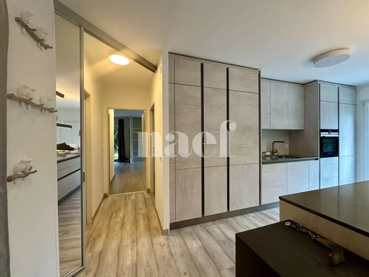 Appartement Charmant avec Jardin - Photo 4 sur 12