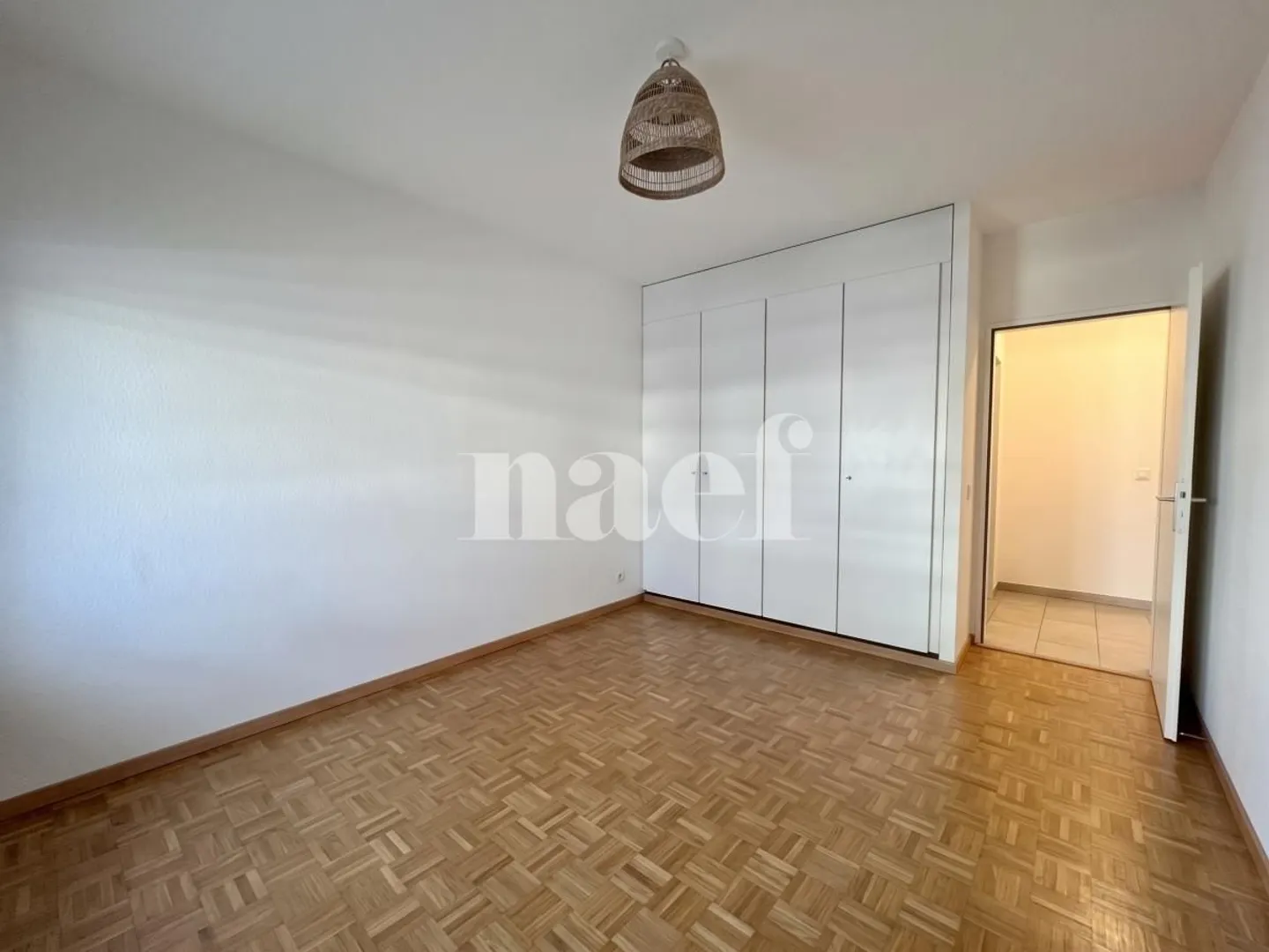 4-room apartment with indoor parking in Champel - Photo 8 of 13