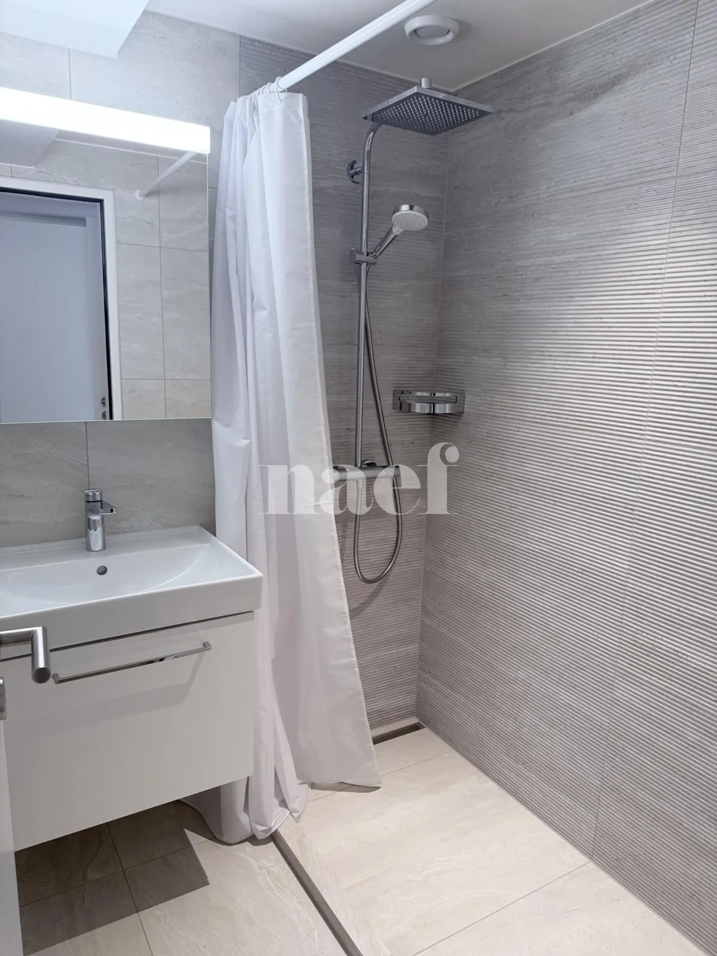 Bel appartement de 6 pièces - Photo 10 sur 12