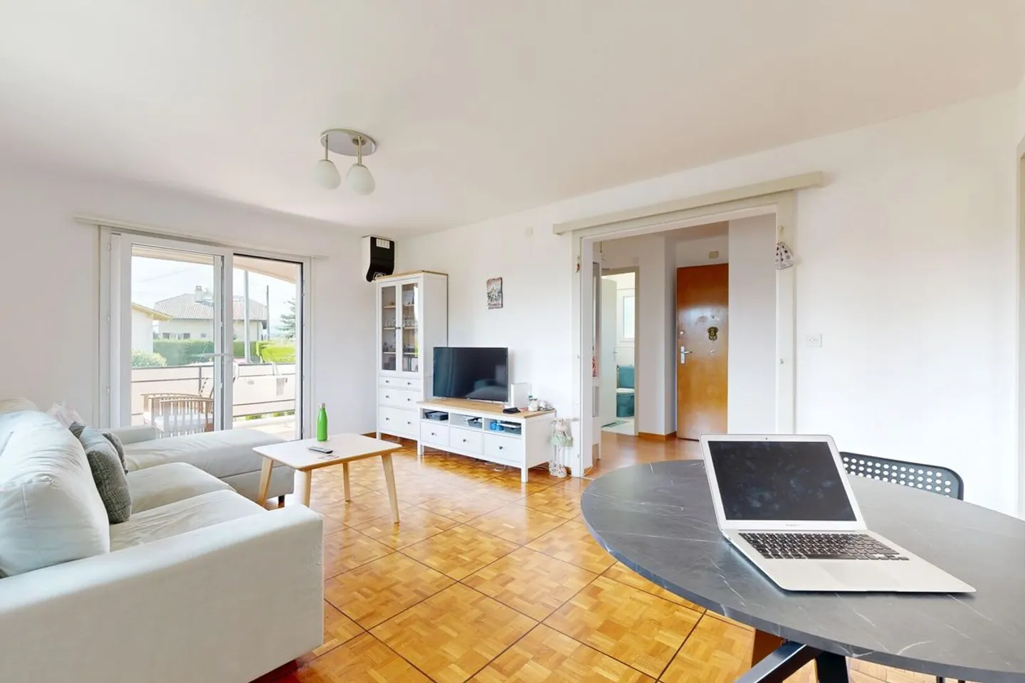 Una casa familiare da reinventare nel cuore di Founex - Foto 6 di 8