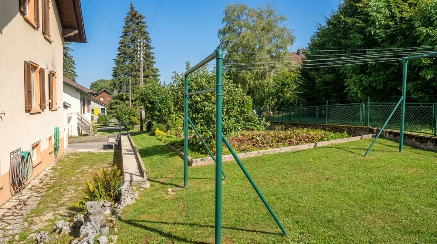 Villa de deux appartements à L'Orient - Photo 6 sur 8