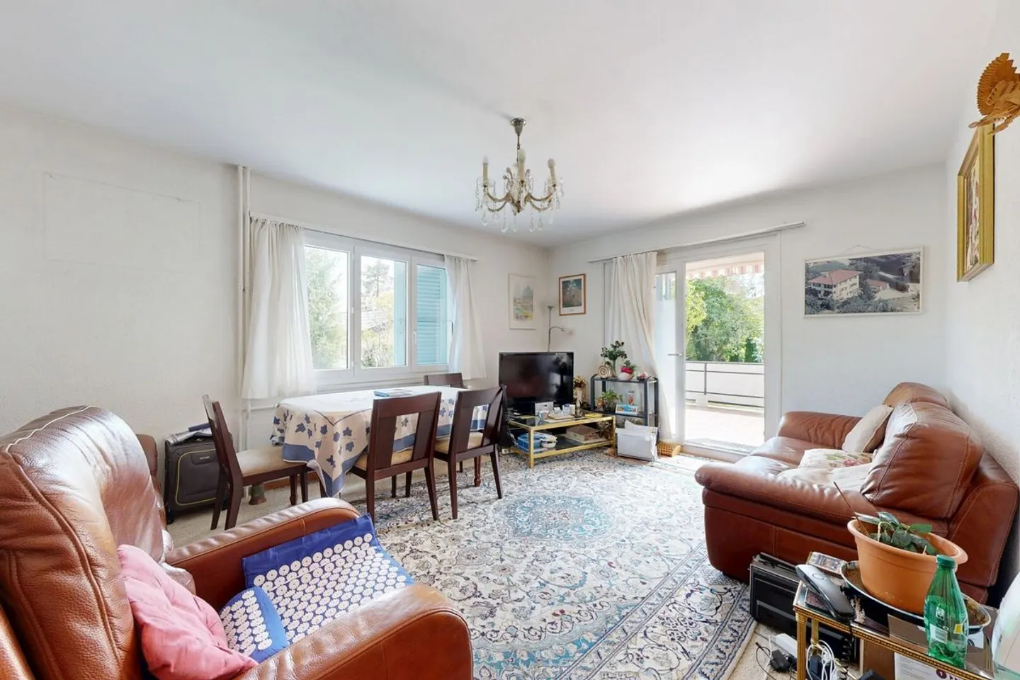Una casa familiare da reinventare nel cuore di Founex - Foto 4 di 8