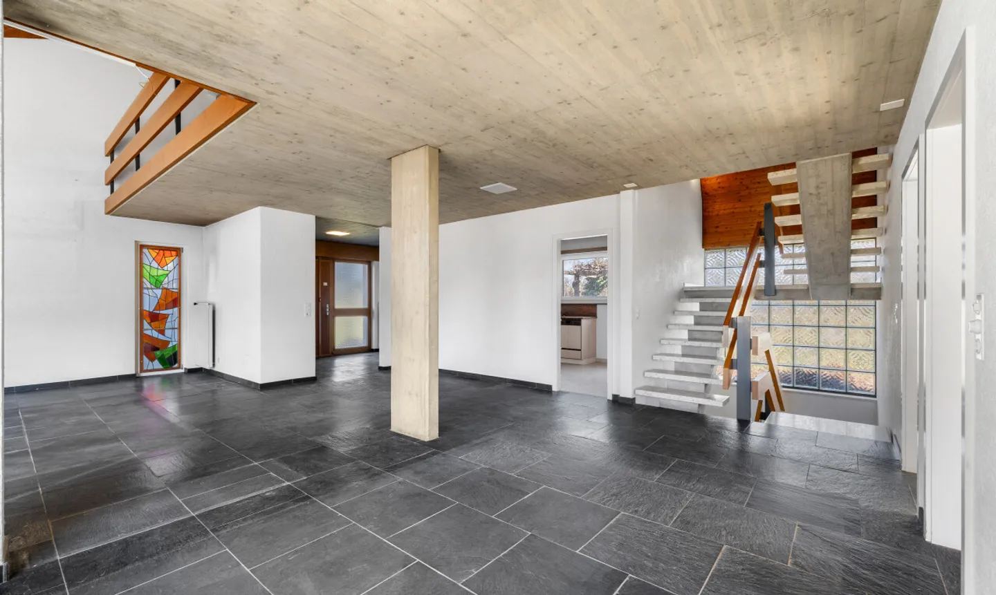 Panorama Single-Family House with a View of the Mariastein Monastery - Photo 7 of 11