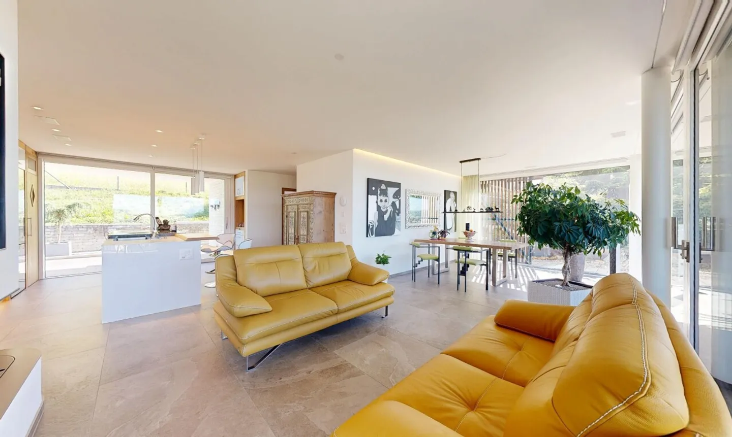 Architecture, View and Living Comfort at the Highest Level - Photo 7 of 11