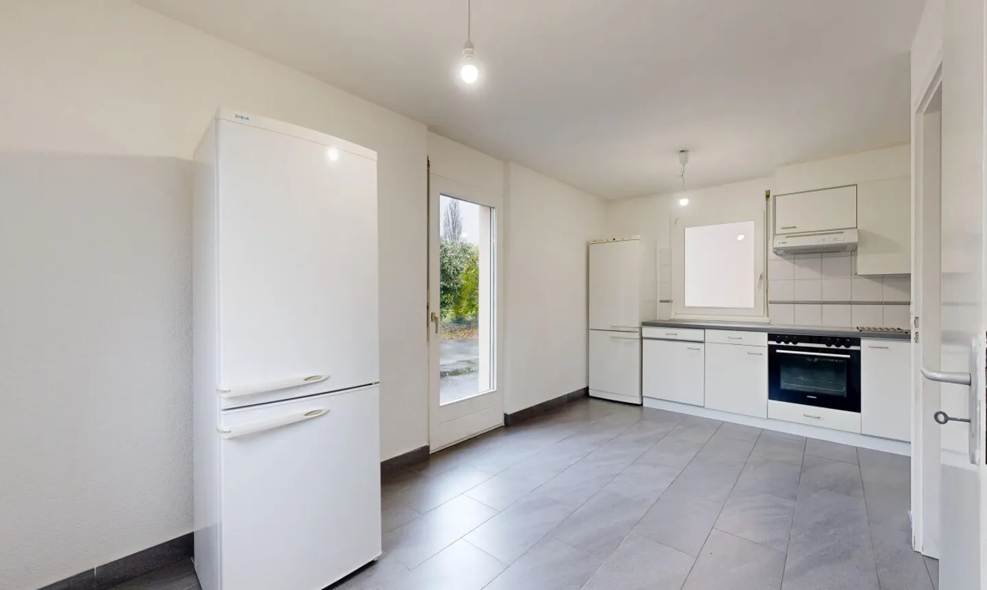 A few minutes from the lake and the Tuileries stop - Photo 9 of 11