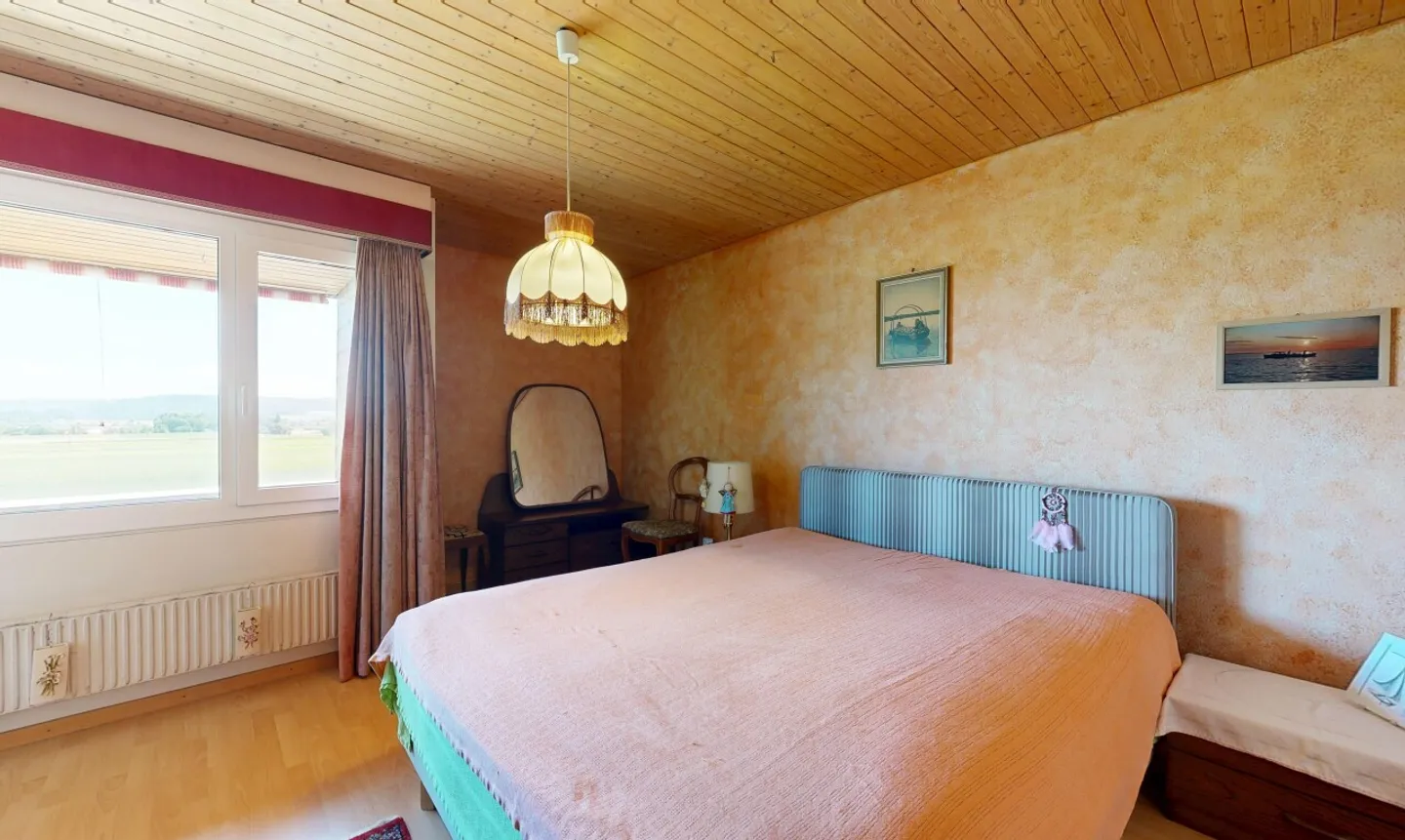 Semi-Detached House in Jegenstorf: 4.5 Rooms over 3 Floors - Photo 8 of 11
