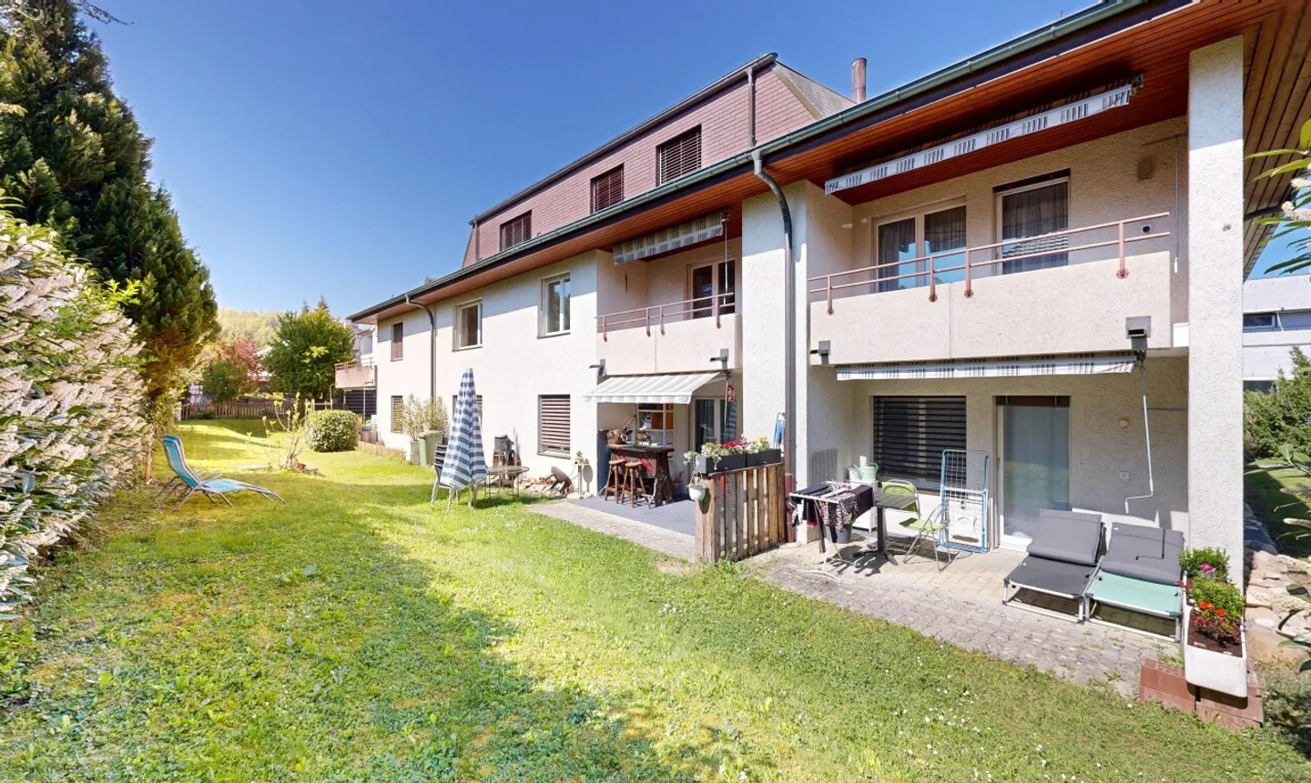 Grosszügige 5-Zimmer-Wohnung mit Balkonen - Foto 2 von 11