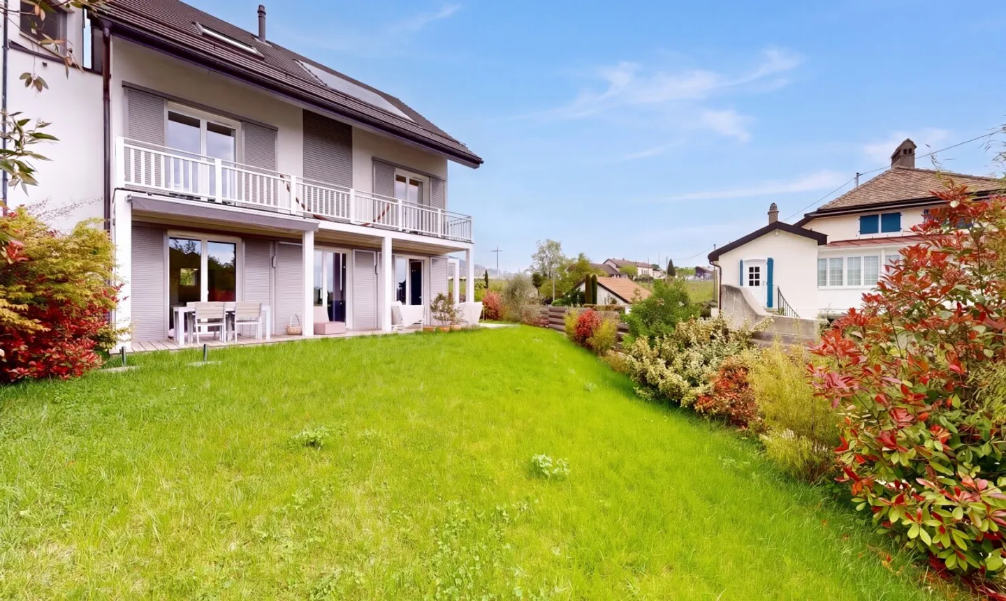 Casa a schiera luminosa con giardino in assoluto silenzio a Mont/Rolle - Foto 1 di 13