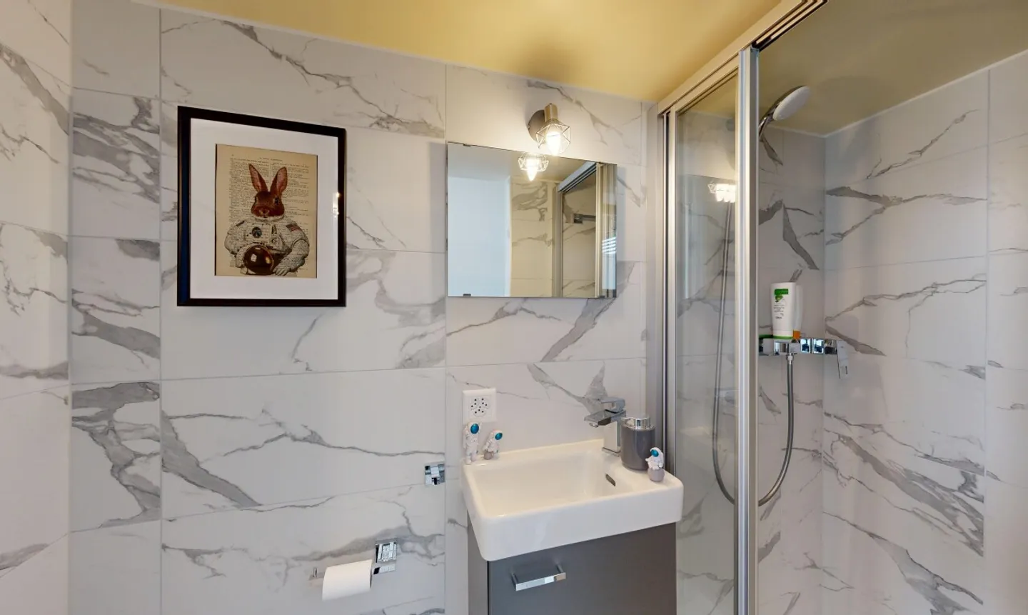 Reihenhaus mit privatem Garten und Blick auf den See! - Foto 8 von 11